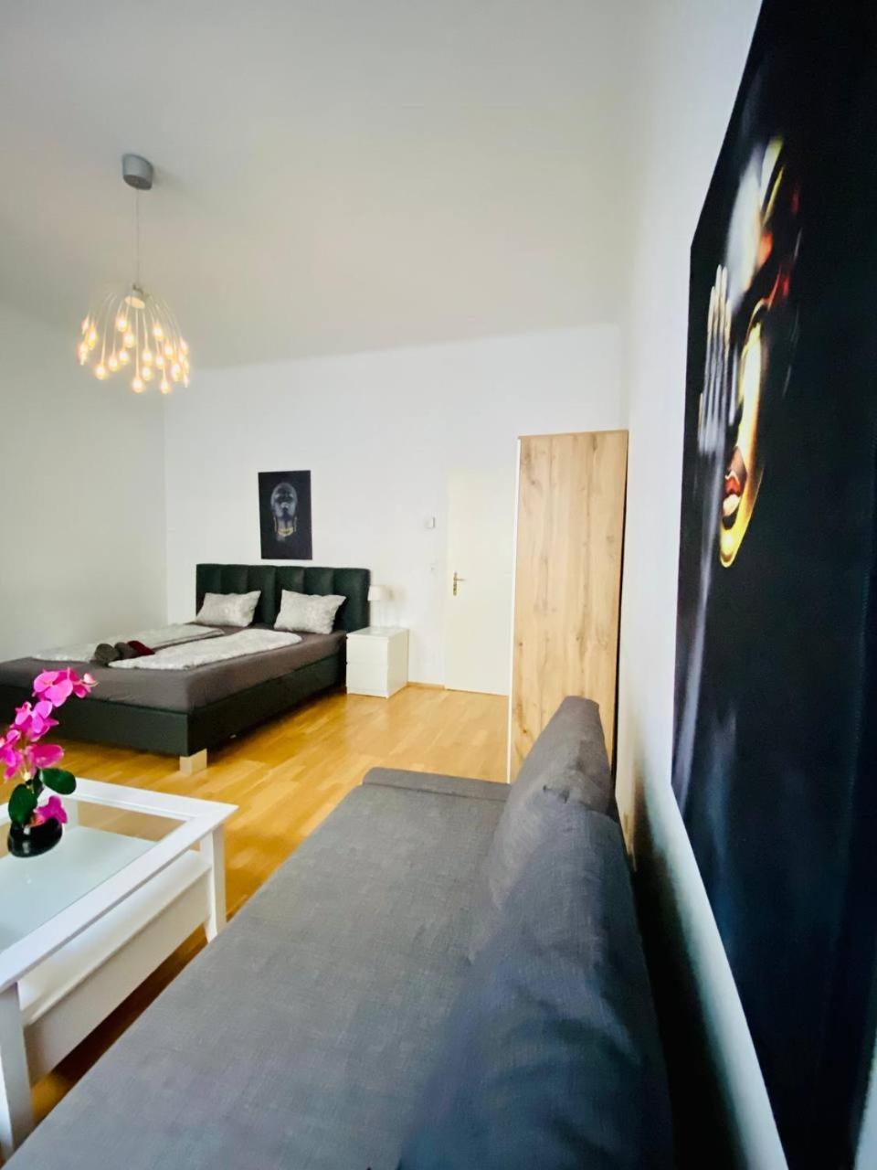 Family Apartment Th8 8 Vídeň Exteriér fotografie