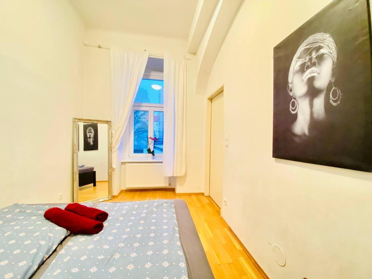 Family Apartment Th8 8 Vídeň Exteriér fotografie
